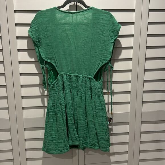 Free People NWT Palmira Mini line Cricket Dress with side Cut out. - Picture 7 of 11